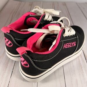 Heelys Youth Wheeled Shoes Black Pink Canvas